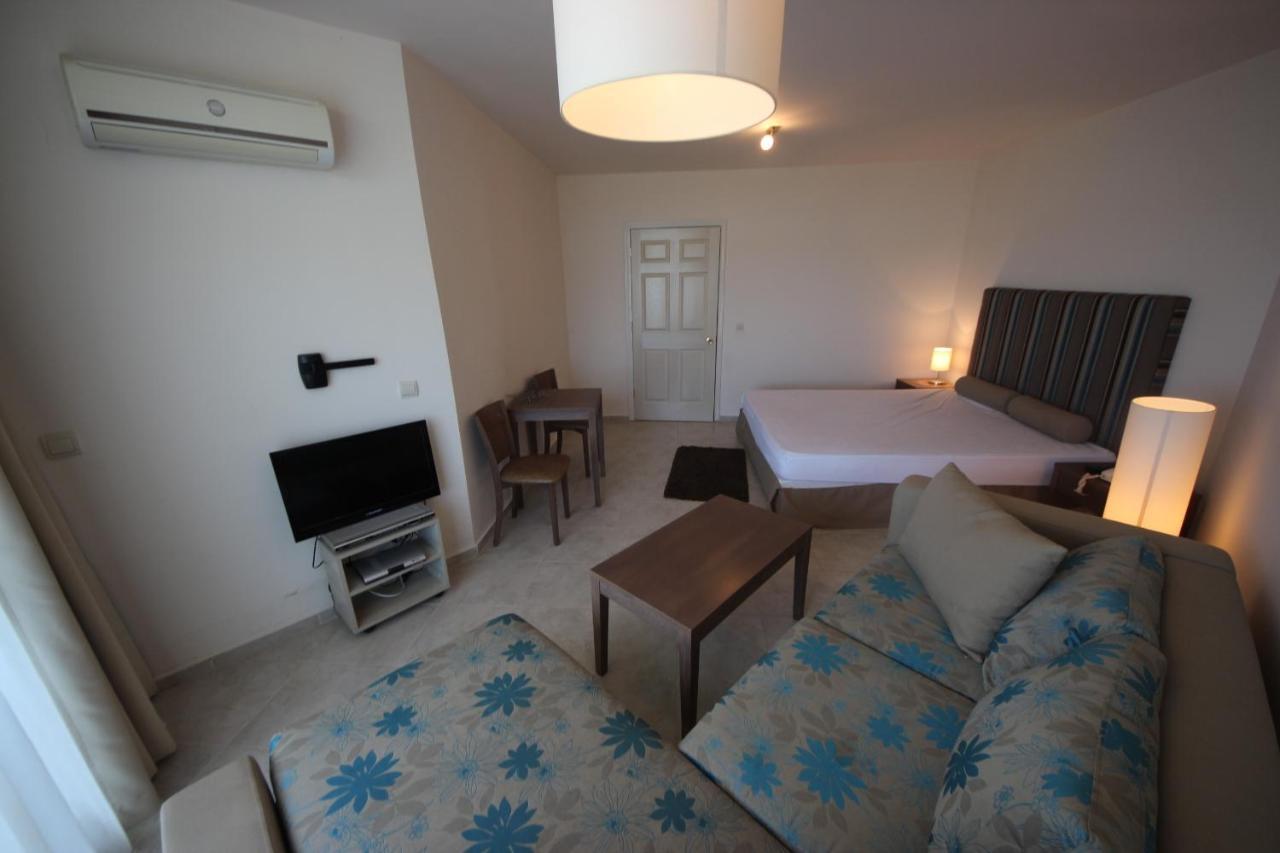 Menada Sozopol Apartments Bagian luar foto