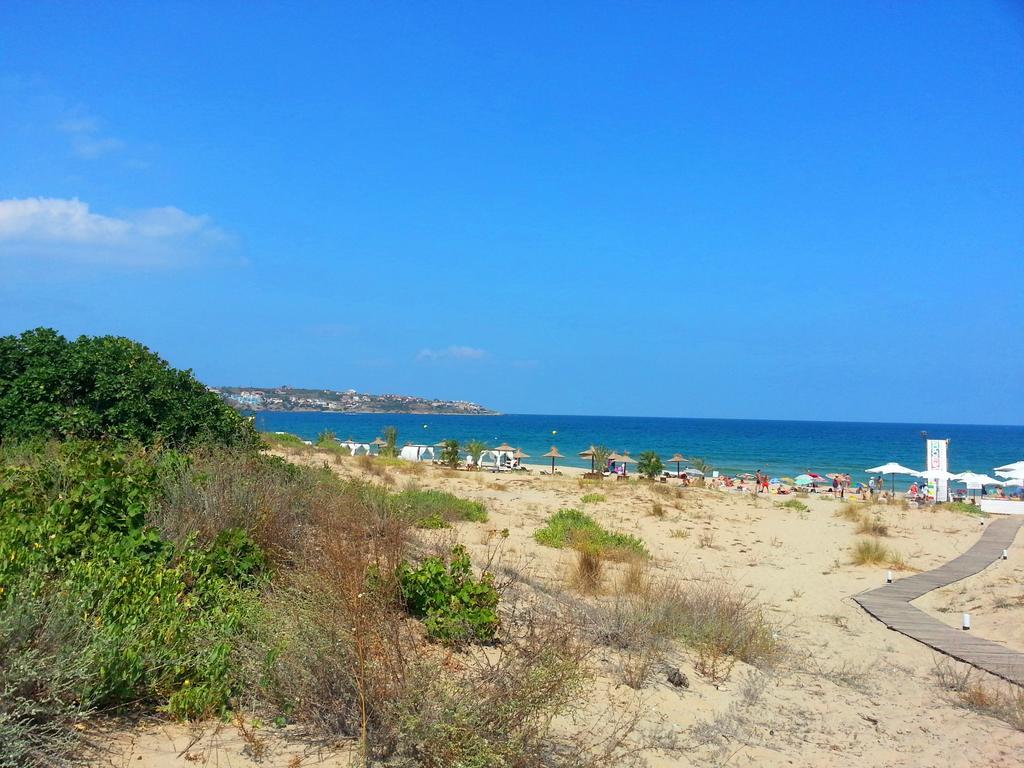 Menada Sozopol Apartments Bagian luar foto