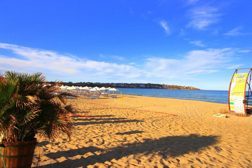 Menada Sozopol Apartments Bagian luar foto