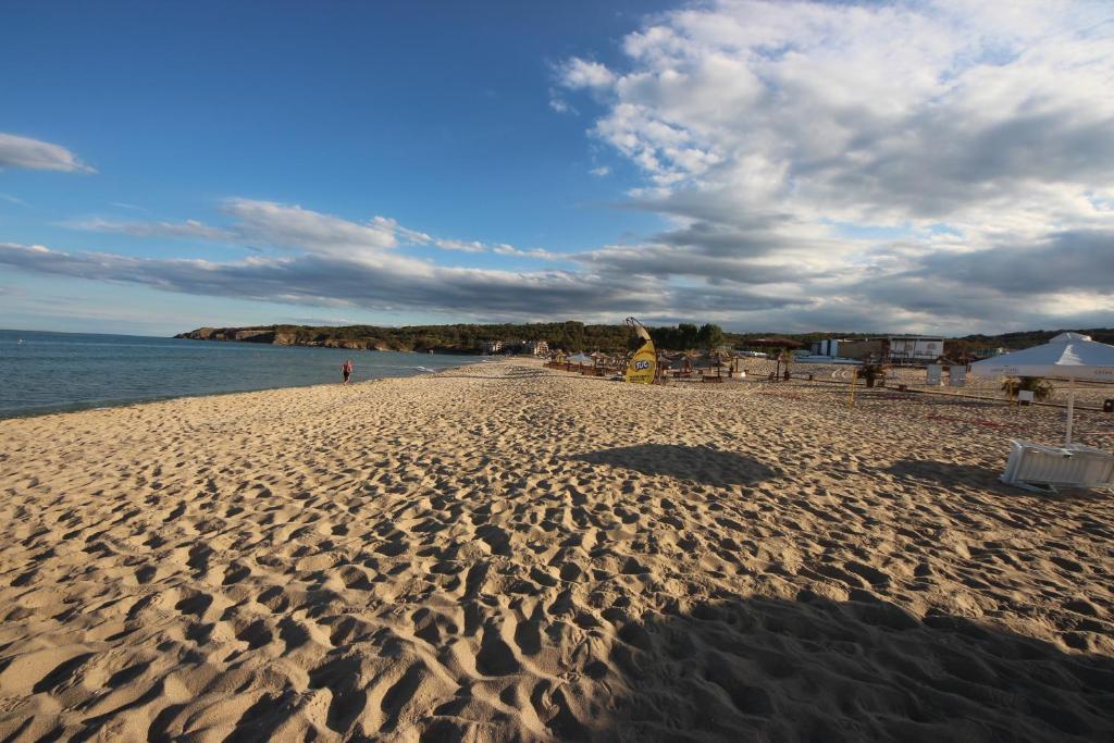 Menada Sozopol Apartments Bagian luar foto